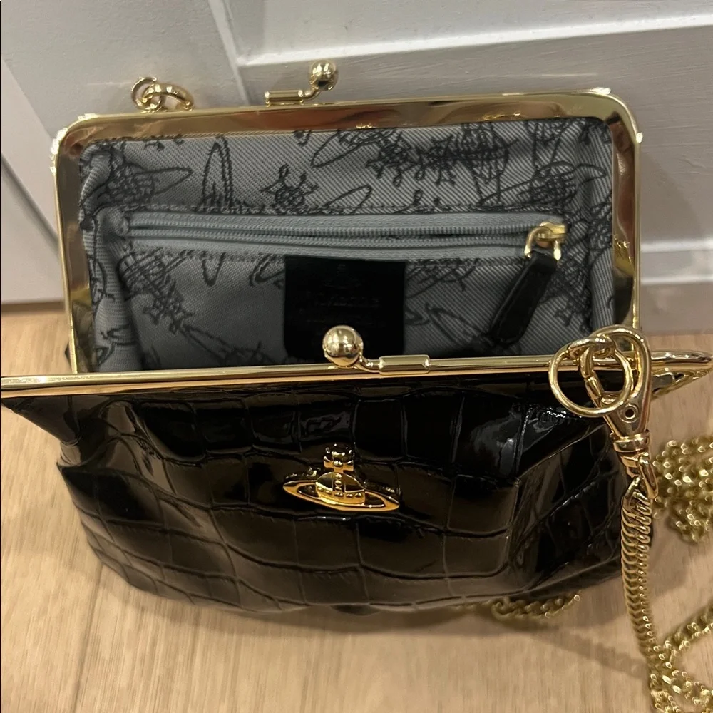 Vivienne Westwood Mini handbag in black croc-embossed patent leather chain strap - Picture 2 of 3